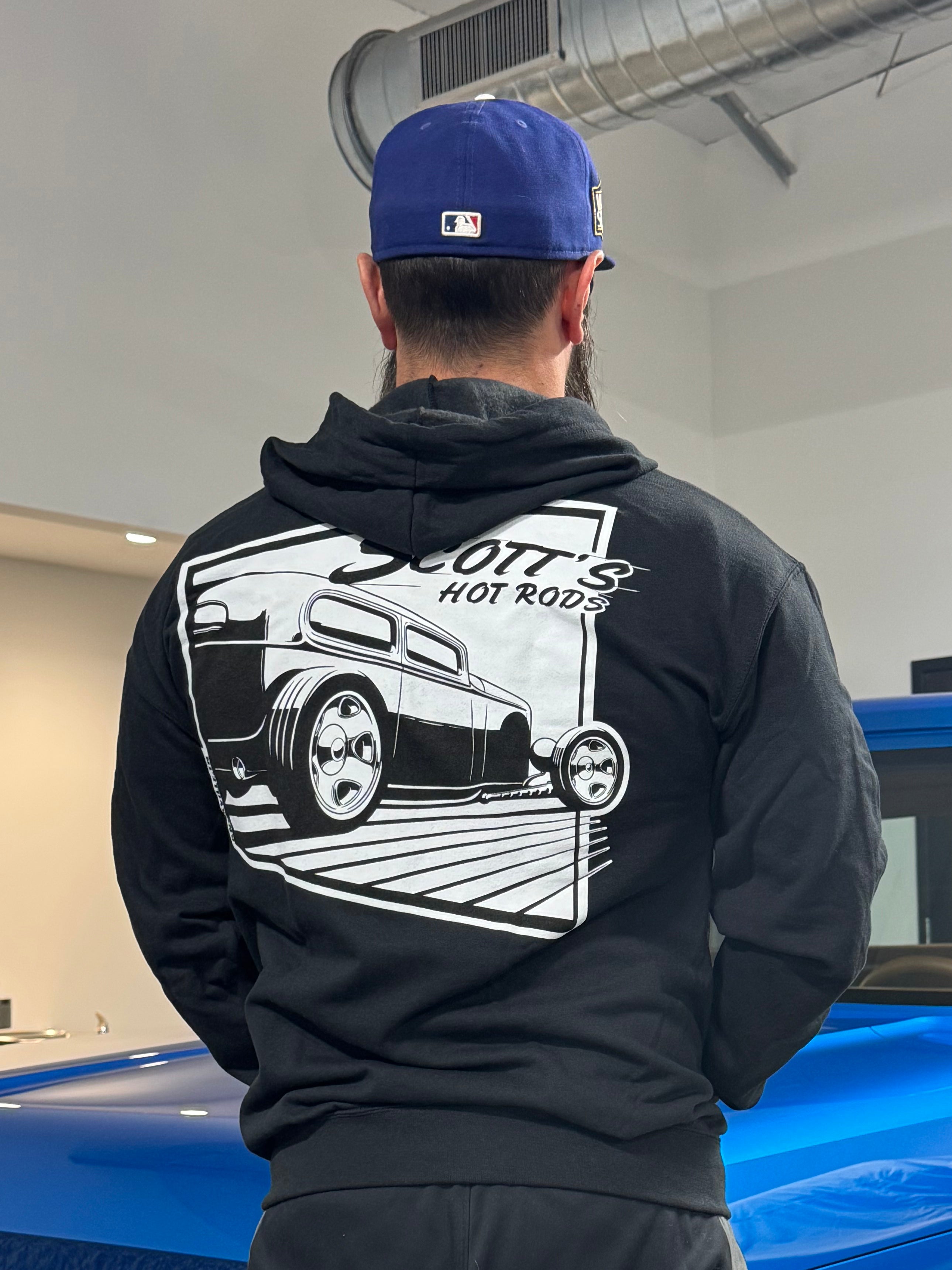 '32 SEDAN HOODIE